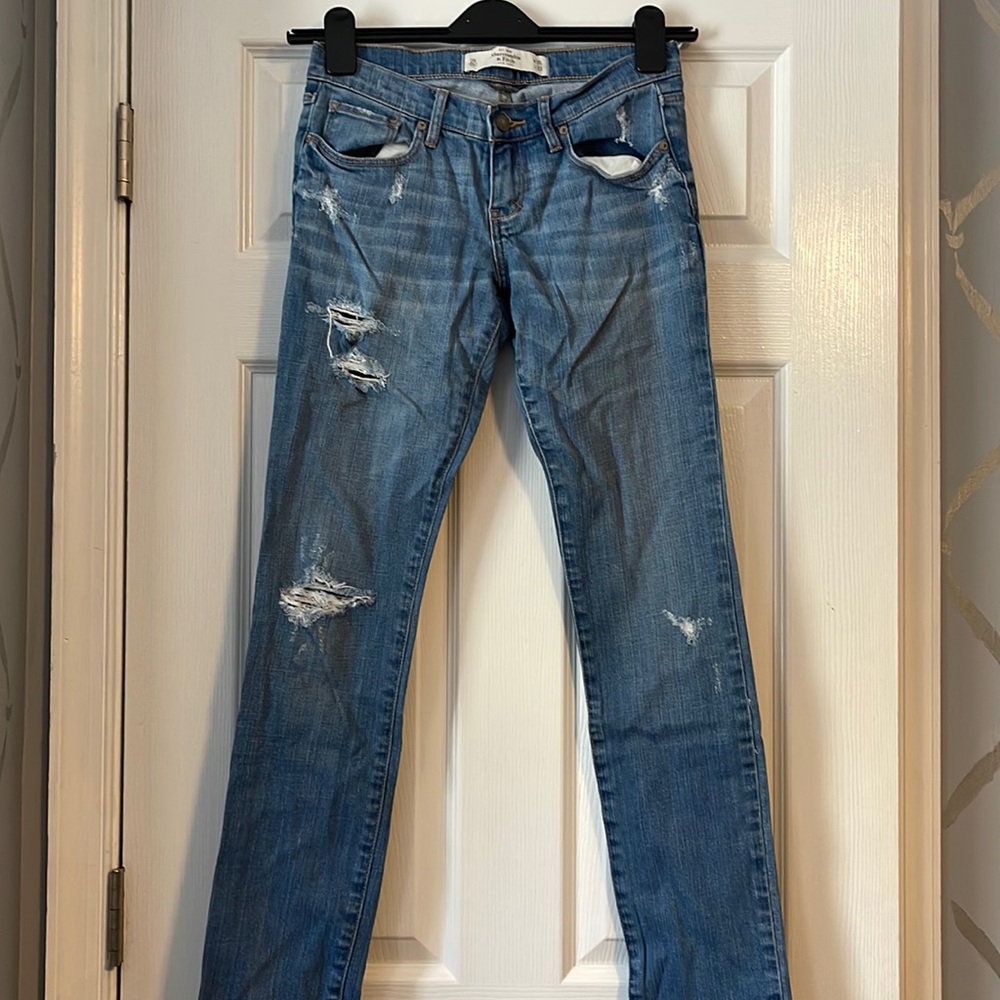 Size 2R Abercrombie & Fitch Jeans
